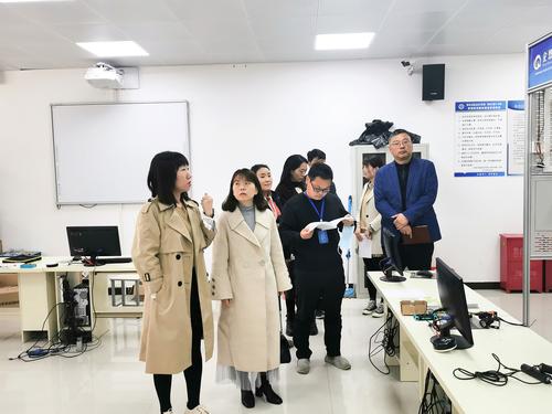 （5）参观智能家居实训室