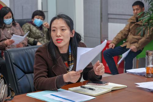 2团委书记李晓培对志愿服务和学雷锋活动进行总结(1)