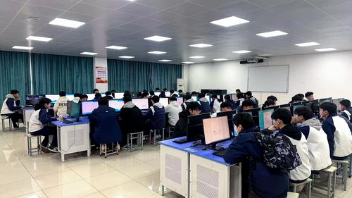 3网络电子部信息技术考核现场