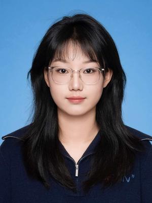 王平，教务处教务员，负责教务处新闻宣传和省文明校园材料整理工作