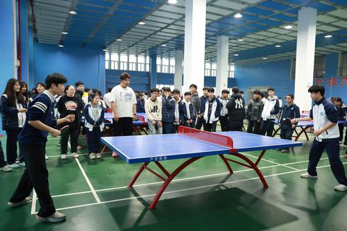 2赛场之上 唯我专注