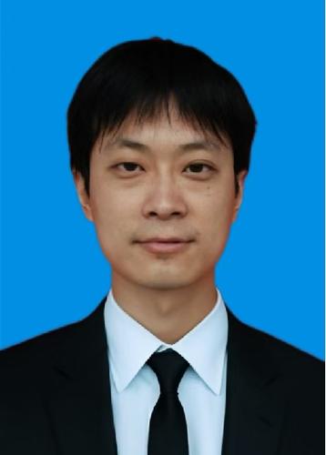 于峰老师证件照 于峰老师证件照